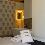 Apartamento Hidden Bank: First Million