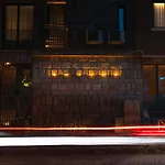 Hidden Bank: First Million Apartamento *