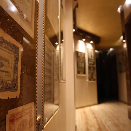 Appartement Hidden Bank: First Million *