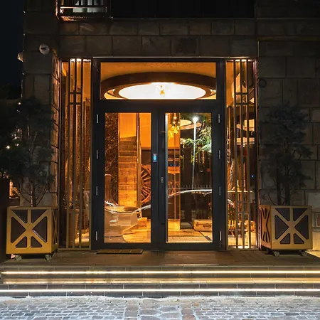 Hidden Bank: First Million Apartment *