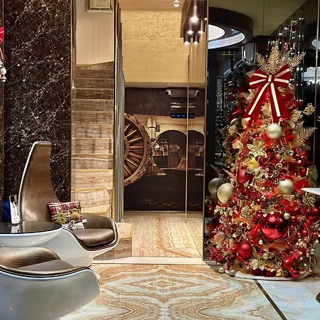 公寓 Hidden Bank: First Million *