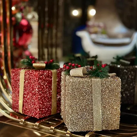 Hidden Bank: First Million 公寓 *